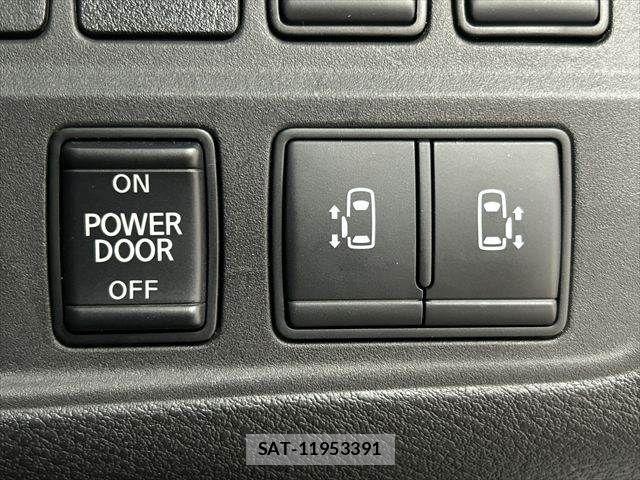 Nissan SERENA 2021-08 7252230-6