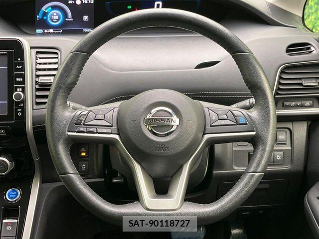 Nissan SERENA 2018-02 7252224-11