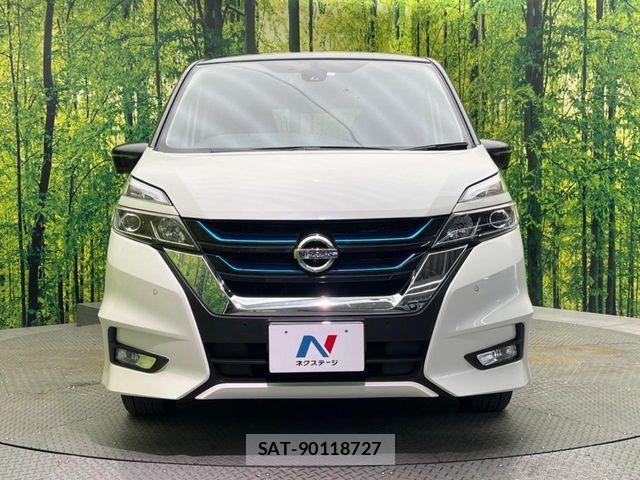 Nissan SERENA 2018-02 7252224-14