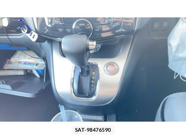Nissan SERENA 2011-09 7252240-12