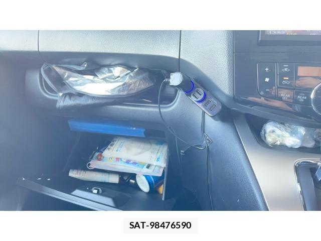 Nissan SERENA 2011-09 7252240-14