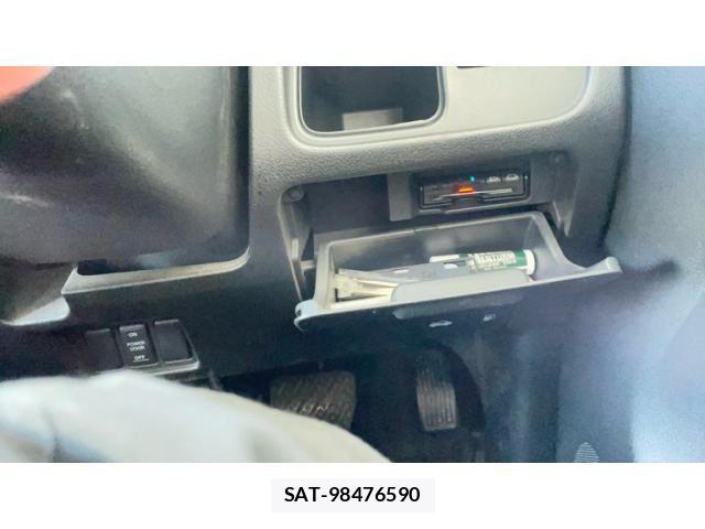 Nissan SERENA 2011-09 7252240-17