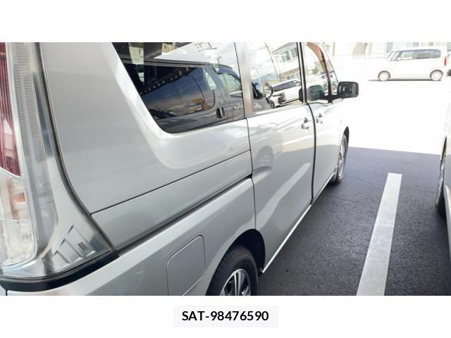 Nissan SERENA 2011-09 7252240-4
