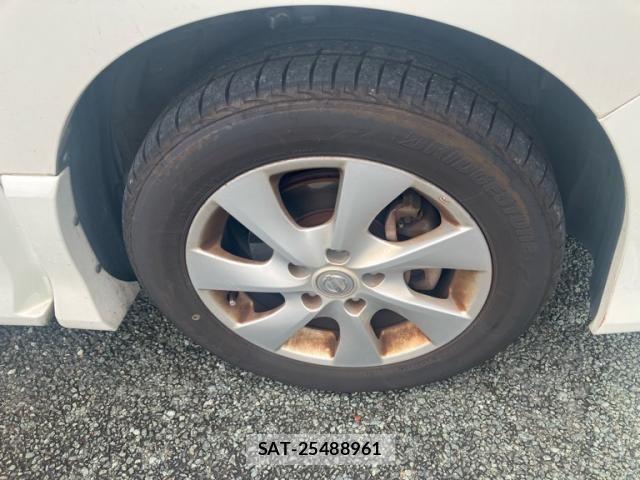Nissan SERENA 2011-05 7252239-4