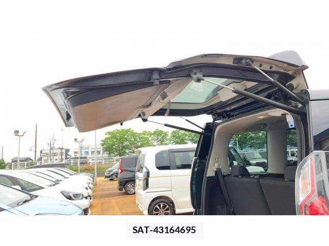 Nissan SERENA 2016-10 7250533-10