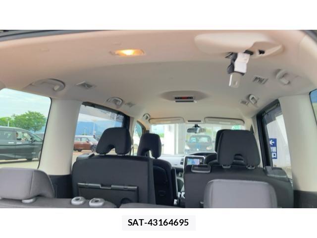 Nissan SERENA 2016-10 7250533-11