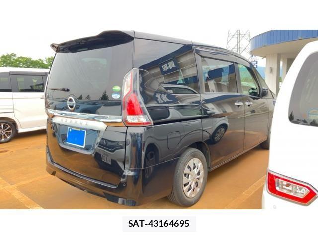 Nissan SERENA 2016-10 7250533-6