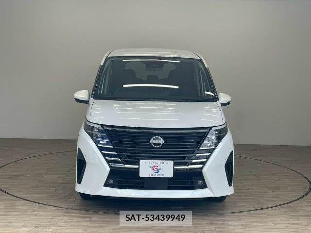 Nissan SERENA 2025-02 7252210-13