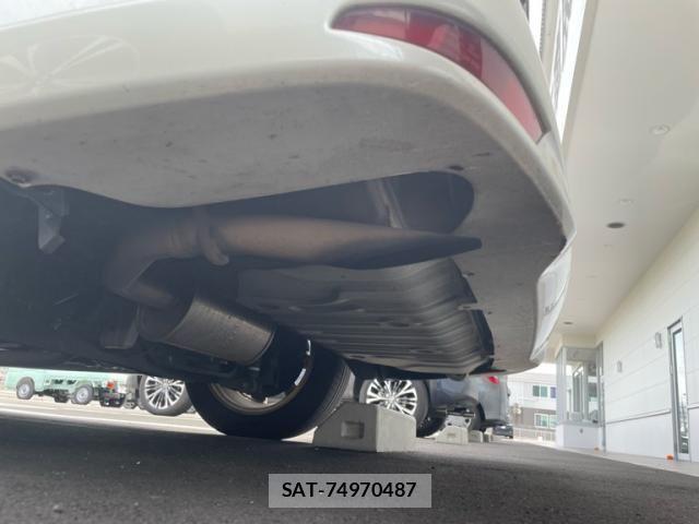 Nissan SERENA 2011-06 7252242-17