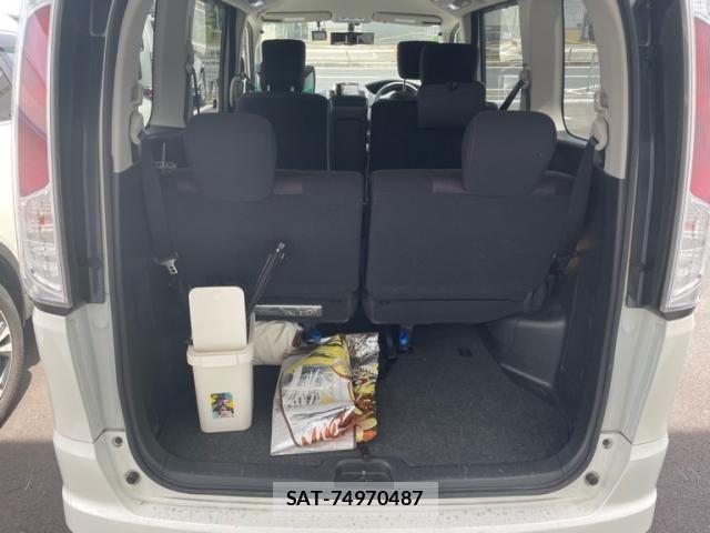Nissan SERENA 2011-06 7252242-18