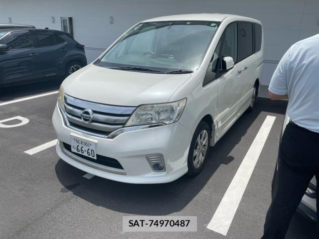 Nissan SERENA 2011-06 7252242-3