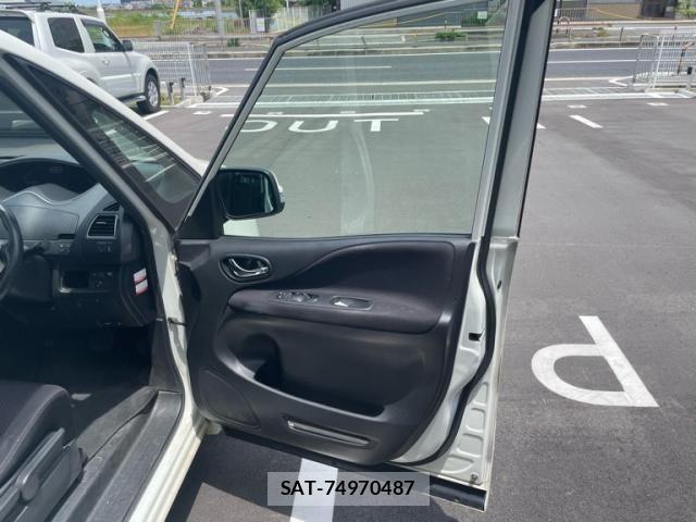 Nissan SERENA 2011-06 7252242-7