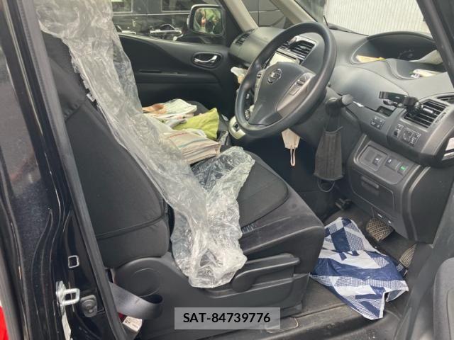 Nissan SERENA 2016-07 7252236-11