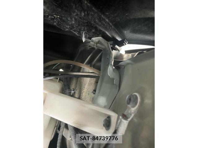 Nissan SERENA 2016-07 7252236-23