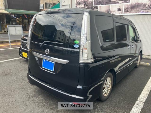 Nissan SERENA 2016-07 7252236-3