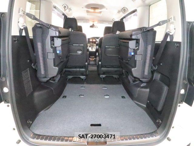 Nissan SERENA 2019-09 7252222-13