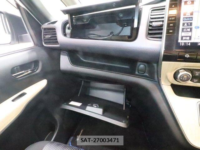Nissan SERENA 2019-09 7252222-27