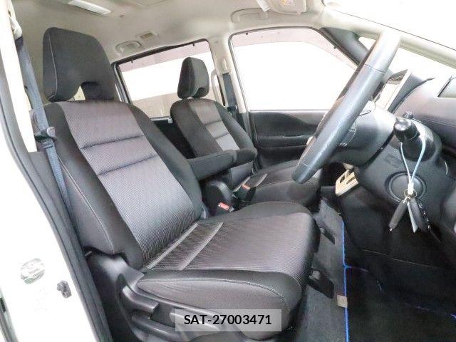 Nissan SERENA 2019-09 7252222-3
