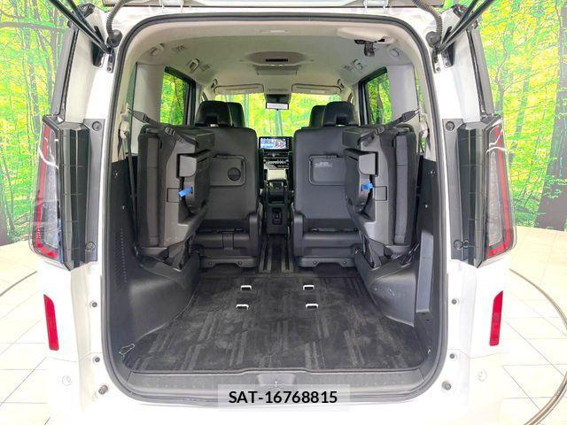 Nissan SERENA 2023-03 7252203-12