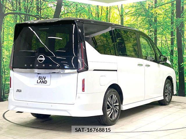 Nissan SERENA 2023-03 7252203-19