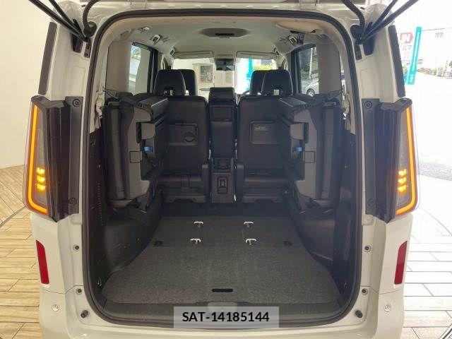 Nissan SERENA 2025-02 7252211-12