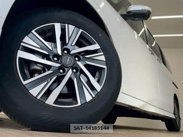 Nissan SERENA 2025-02 7252211-18