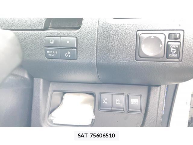 Nissan SERENA 2011-11 7252243-14