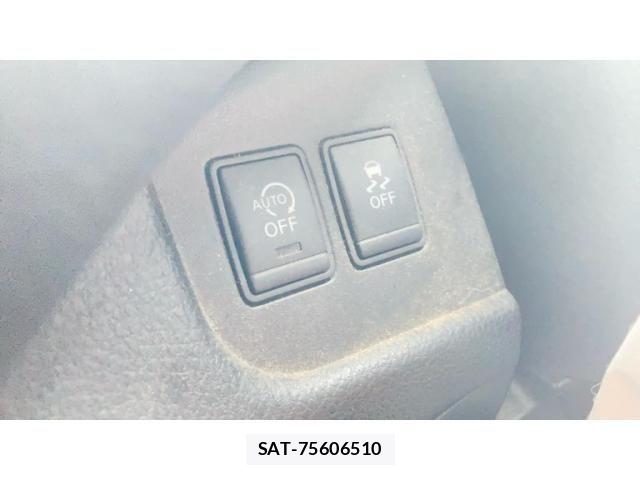 Nissan SERENA 2011-11 7252243-16