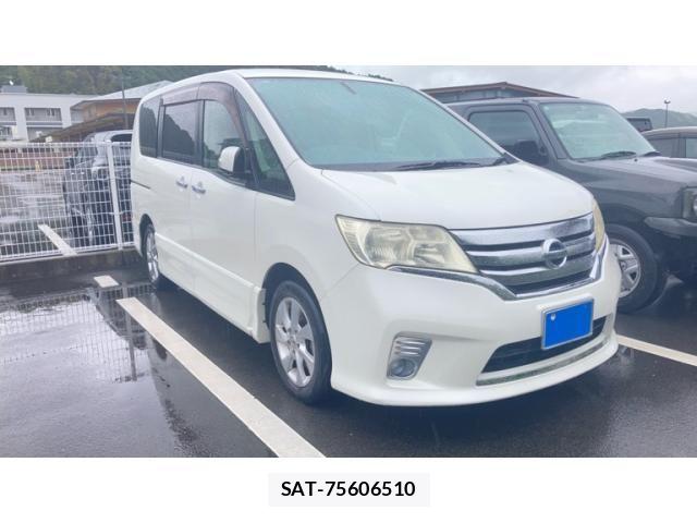 Nissan SERENA 2011-11 7252243-1