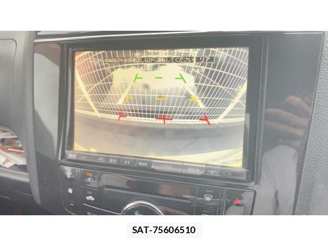Nissan SERENA 2011-11 7252243-19
