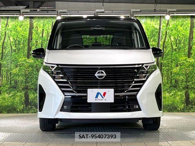 Nissan SERENA 2024-02 7252208-14