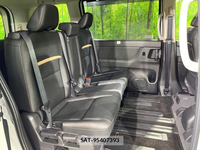 Nissan SERENA 2024-02 7252208-8