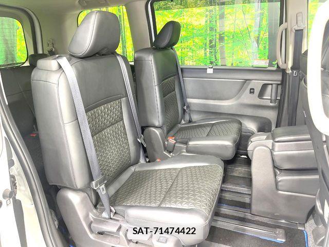 Nissan SERENA 2023-06 7252201-10