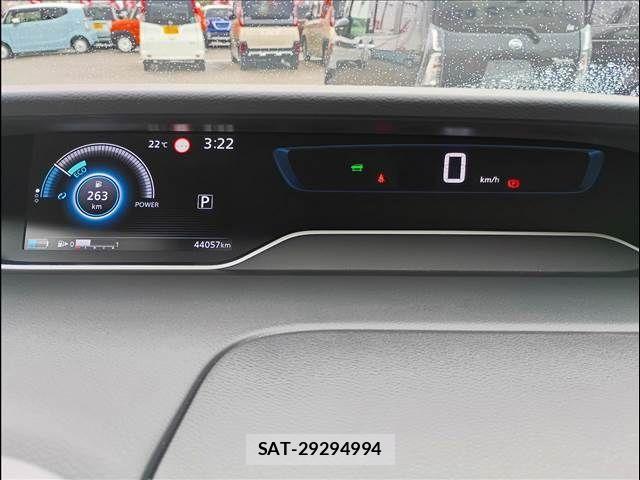 Nissan SERENA 2021-09 7252228-13
