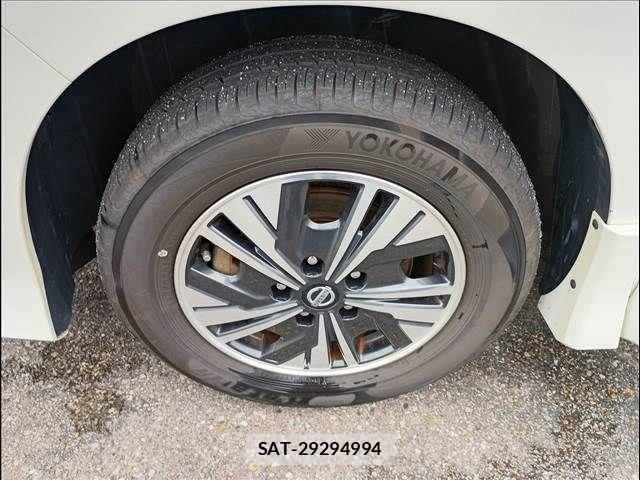 Nissan SERENA 2021-09 7252228-20