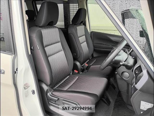 Nissan SERENA 2021-09 7252228-4