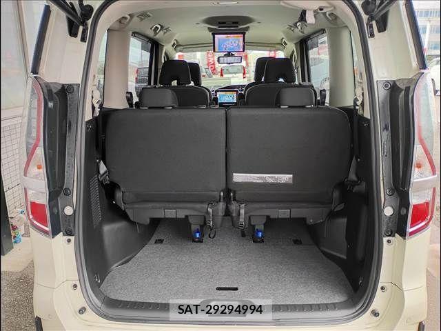 Nissan SERENA 2021-09 7252228-7