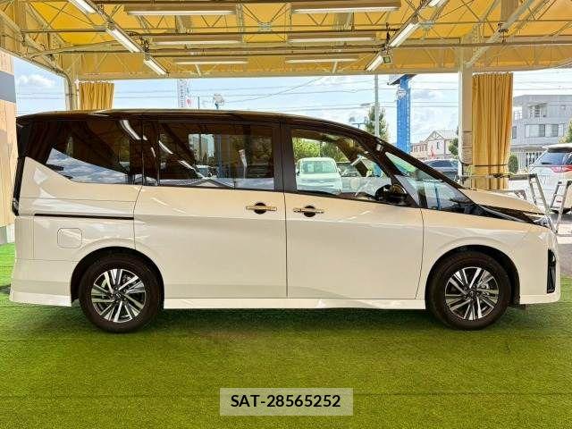 Nissan SERENA 2024-01 7252205-14