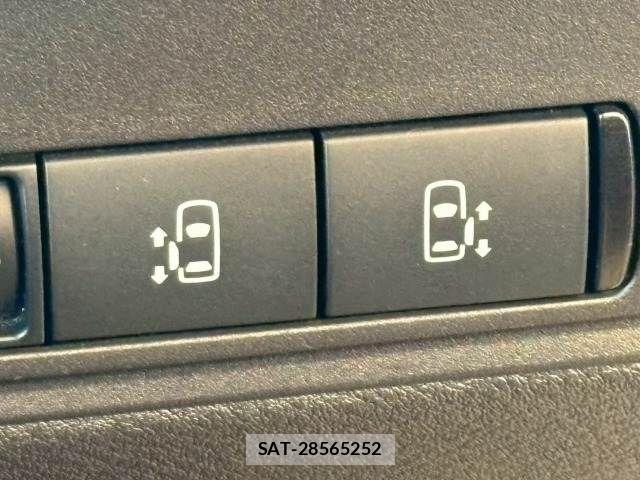 Nissan SERENA 2024-01 7252205-5