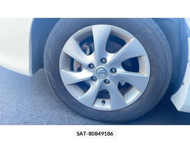 Nissan SERENA 2011-12 7252238-9