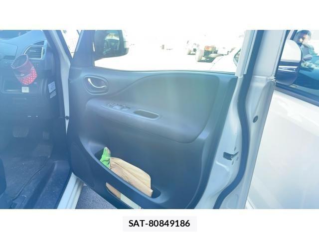 Nissan SERENA 2011-12 7252238-12