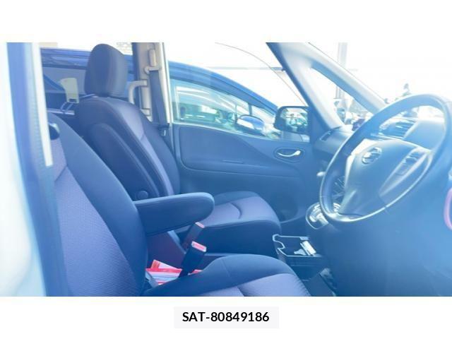 Nissan SERENA 2011-12 7252238-13