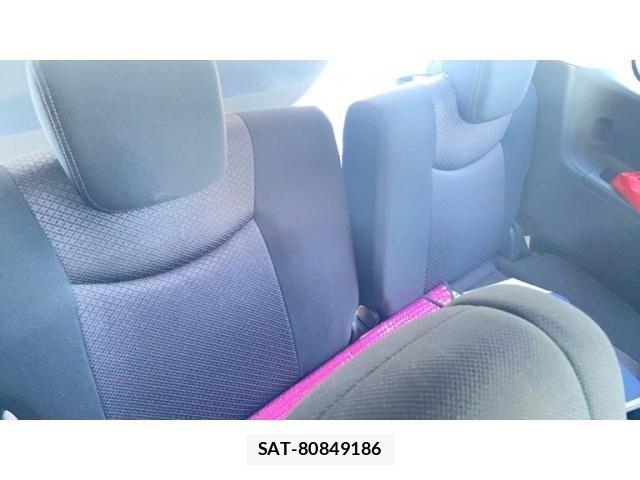 Nissan SERENA 2011-12 7252238-27