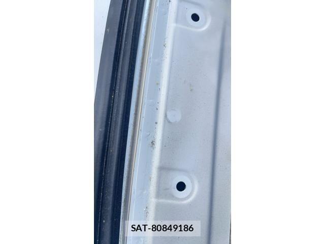 Nissan SERENA 2011-12 7252238-28