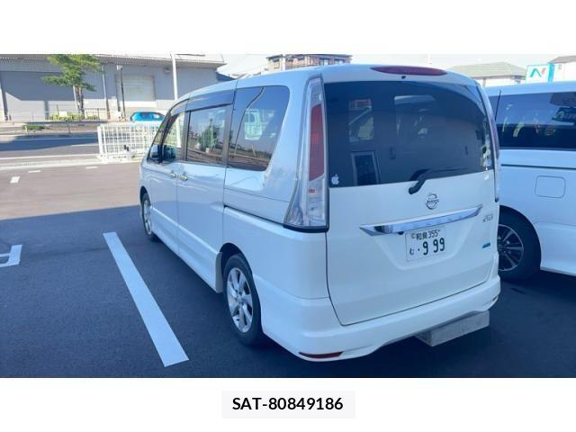 Nissan SERENA 2011-12 7252238-3