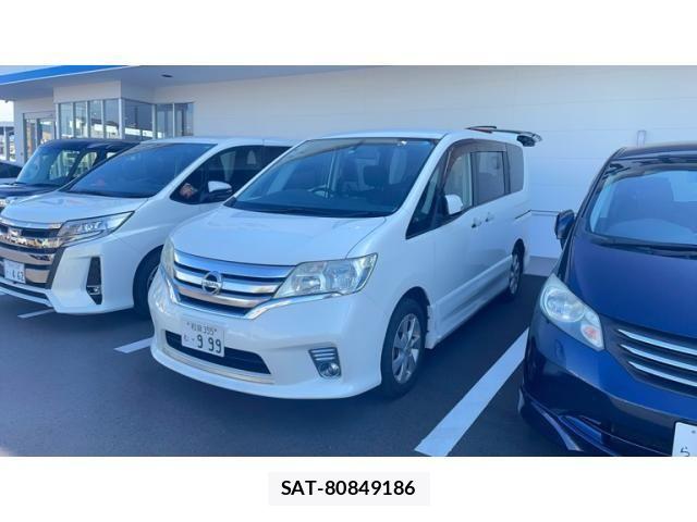 Nissan SERENA 2011-12 7252238-4