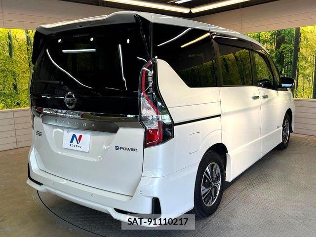 Nissan SERENA 2021-03 7252218-16