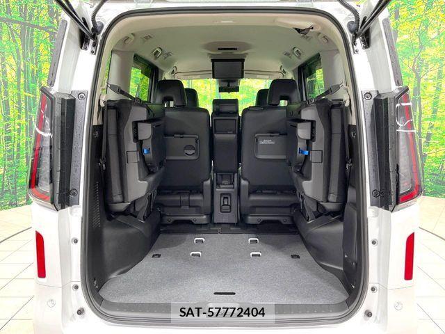 Nissan SERENA 2023-11 7252202-12