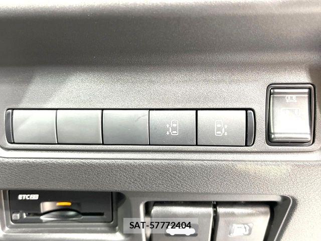Nissan SERENA 2023-11 7252202-8