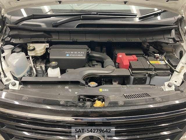 Nissan SERENA 2025-01 7252206-17